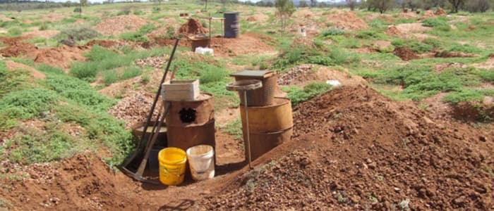Arid landscape at Mud Tank Zircon Field