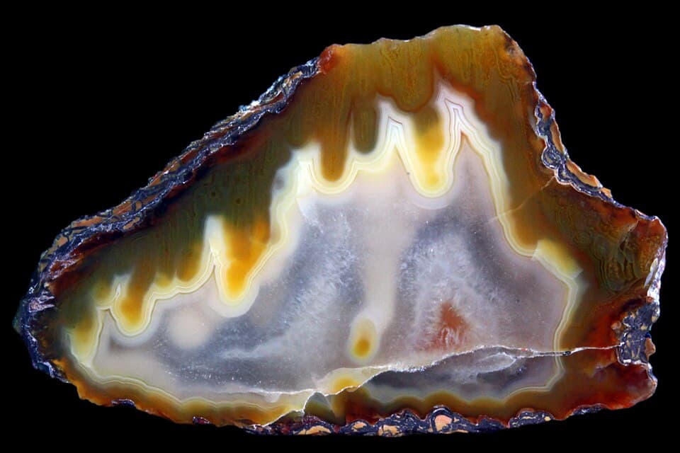 Remote agate fossicking country at Agate Creek, North Queensland