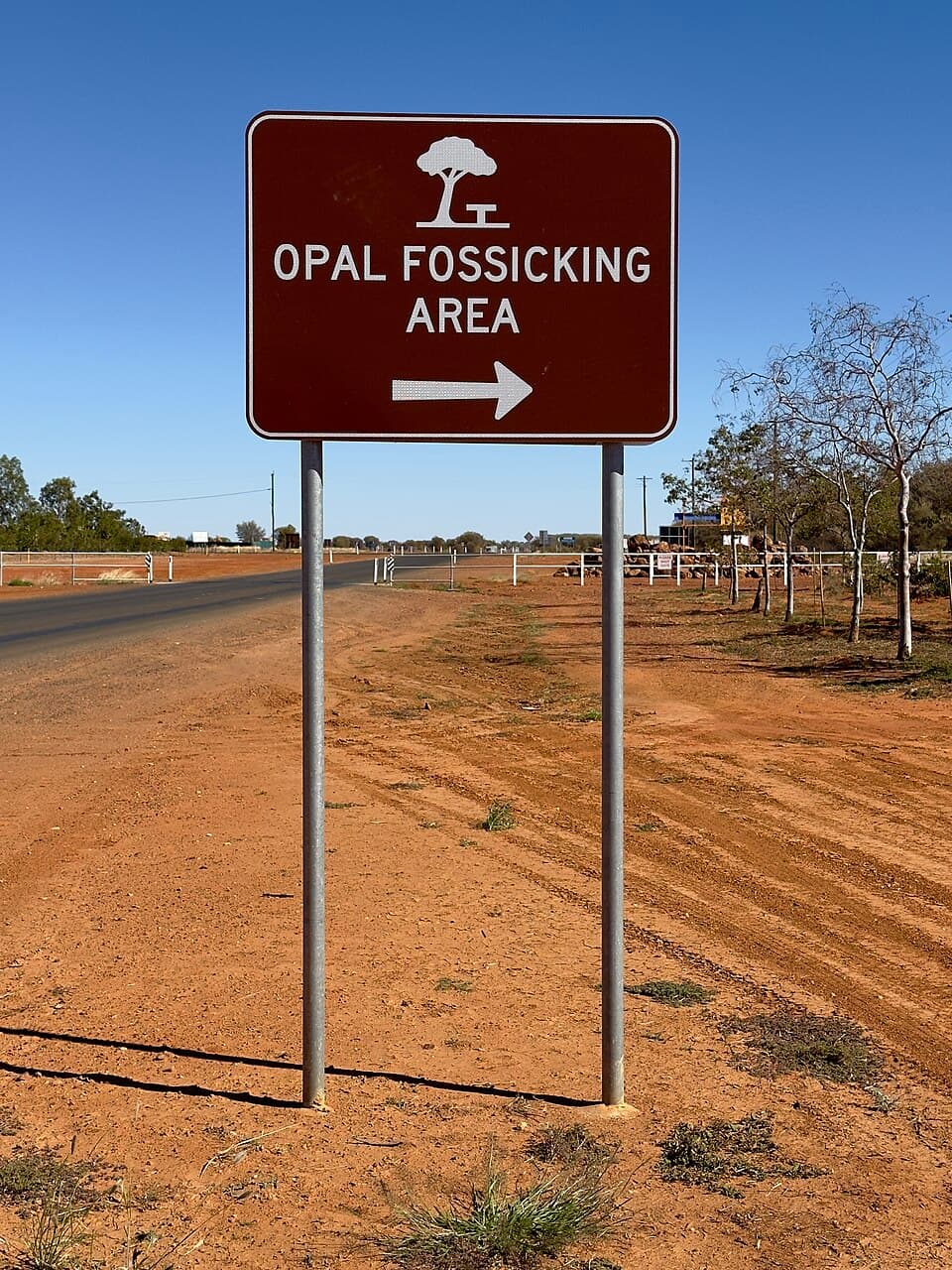 Duck Creek opal fossicking area, Western Queensland